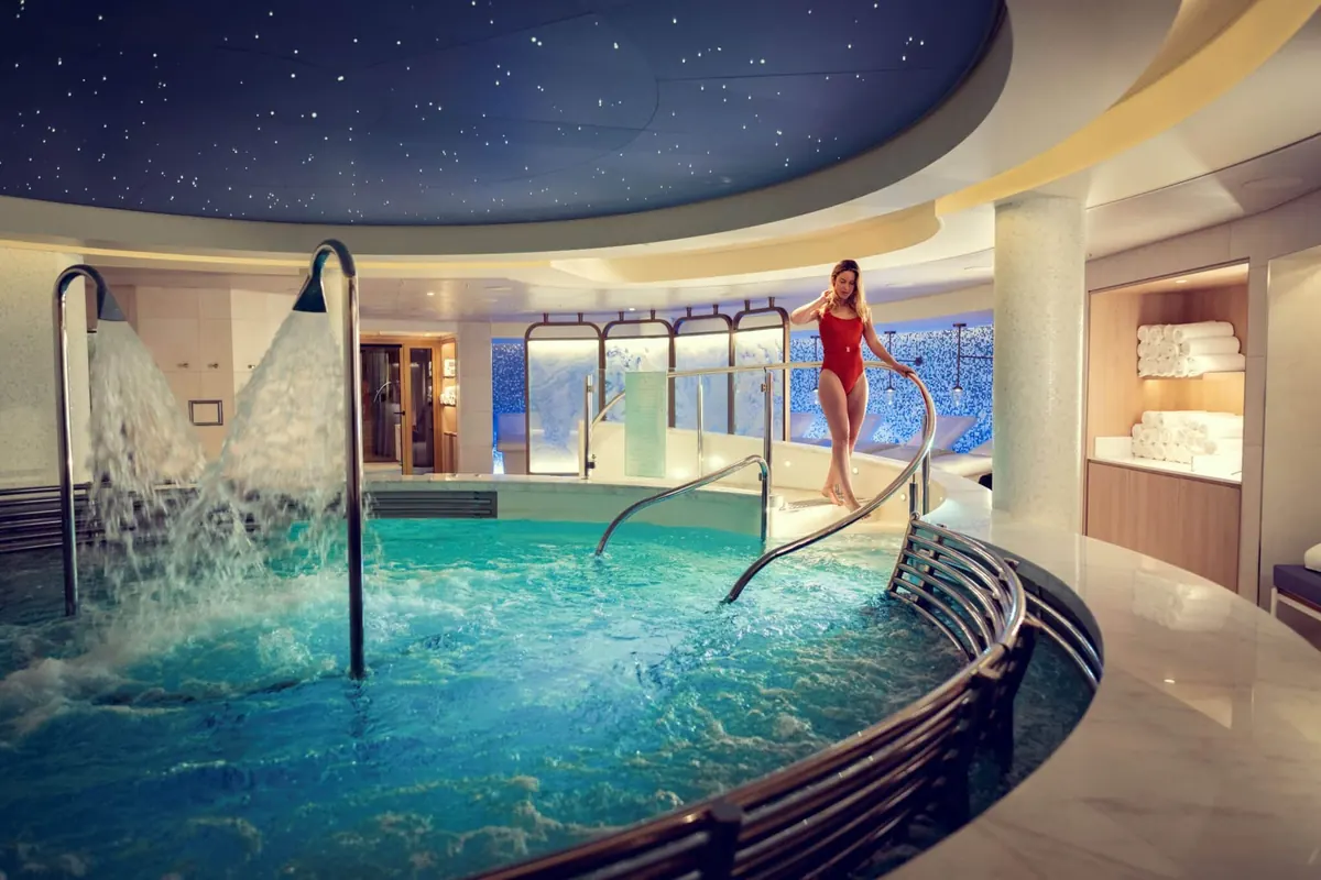 Enjoy Extra Onboard Credit on Your Next Cunard Voyage