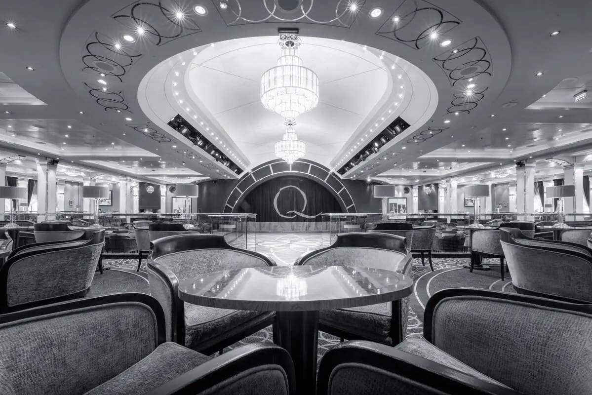 Cunard Celebrates Queen Mary 2’s 450th Transatlantic Crossing
